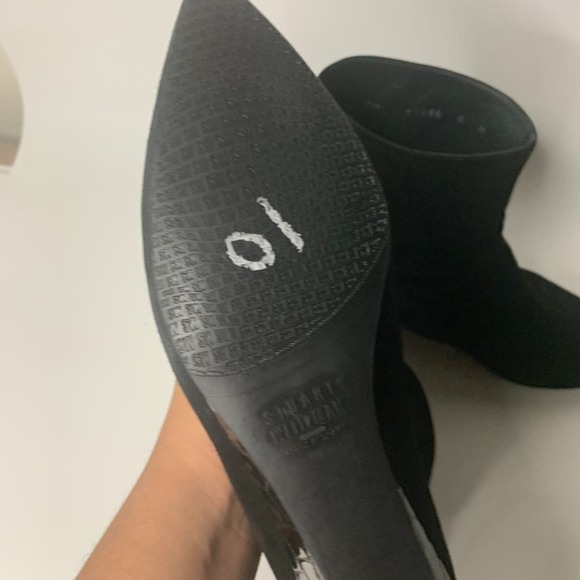 Stuart Weitzman Sued Leather Ankle Booties - Picture 13 of 16